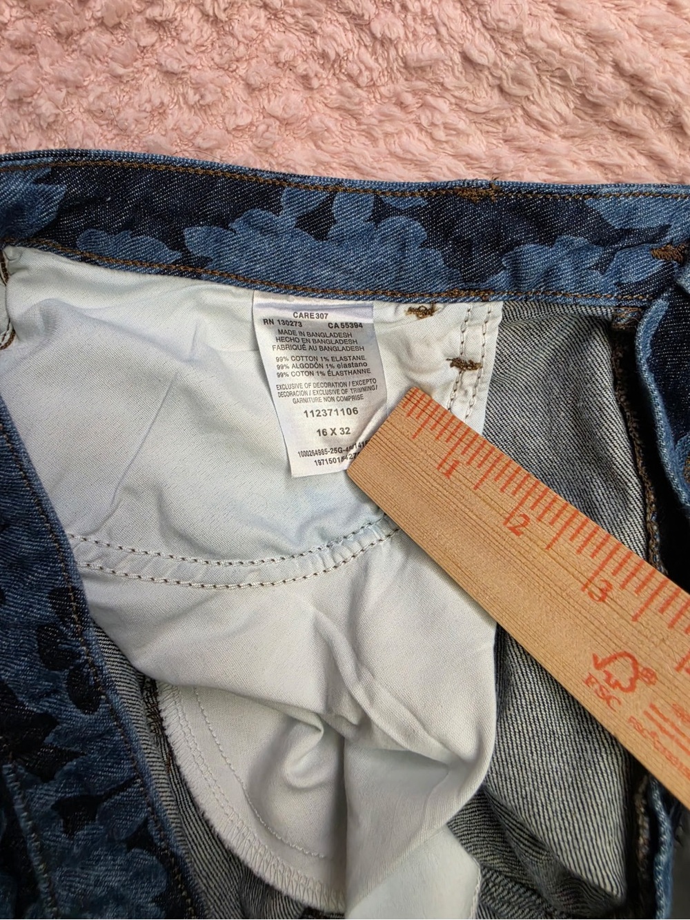 Wrangler Floral High-Rise Fierce Flare Jeans- Size 16 - Picture 7 of 12